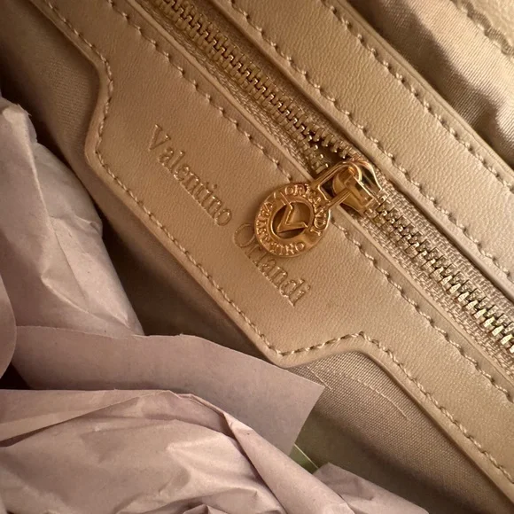 Valentino Orlandi Clutch or Crossbody Quilted Bag Retail $299 - Picture 10 of 12